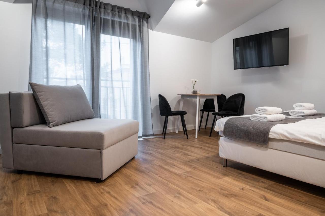 Apartment Przy3maja Legionowo